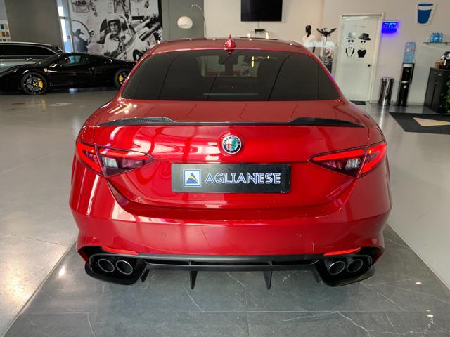 ALFA ROMEO Giulia 2.9 T V6 AT8 Quadrifoglio "CARBON PACK"