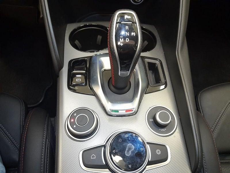 Alfa Romeo Giulia 2.0 T 280cv Competizione AT8 Q4
