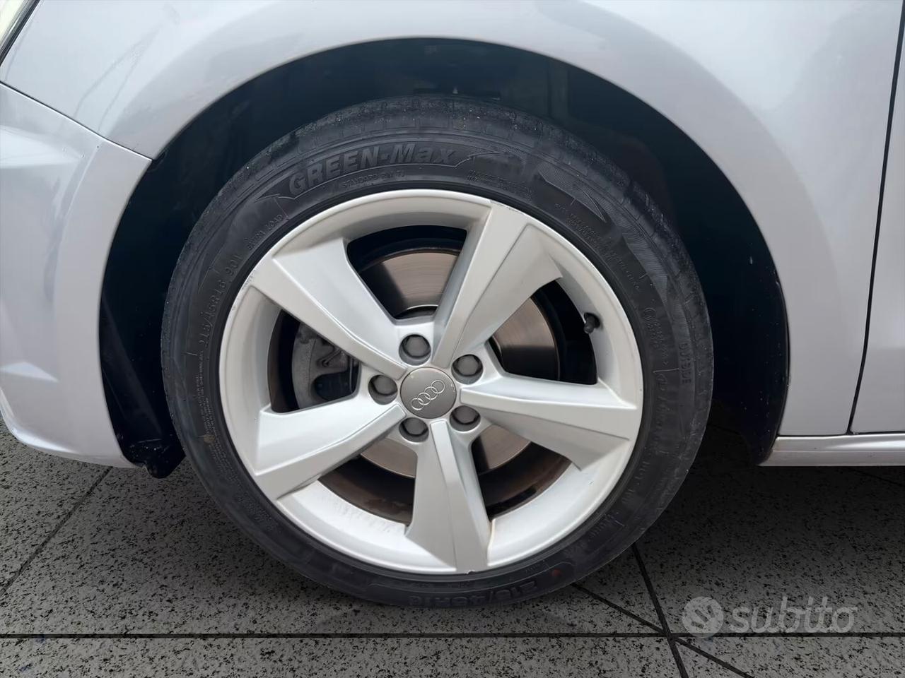 Audi A1 1.6 TDI 116 CV S-Line FARI Led