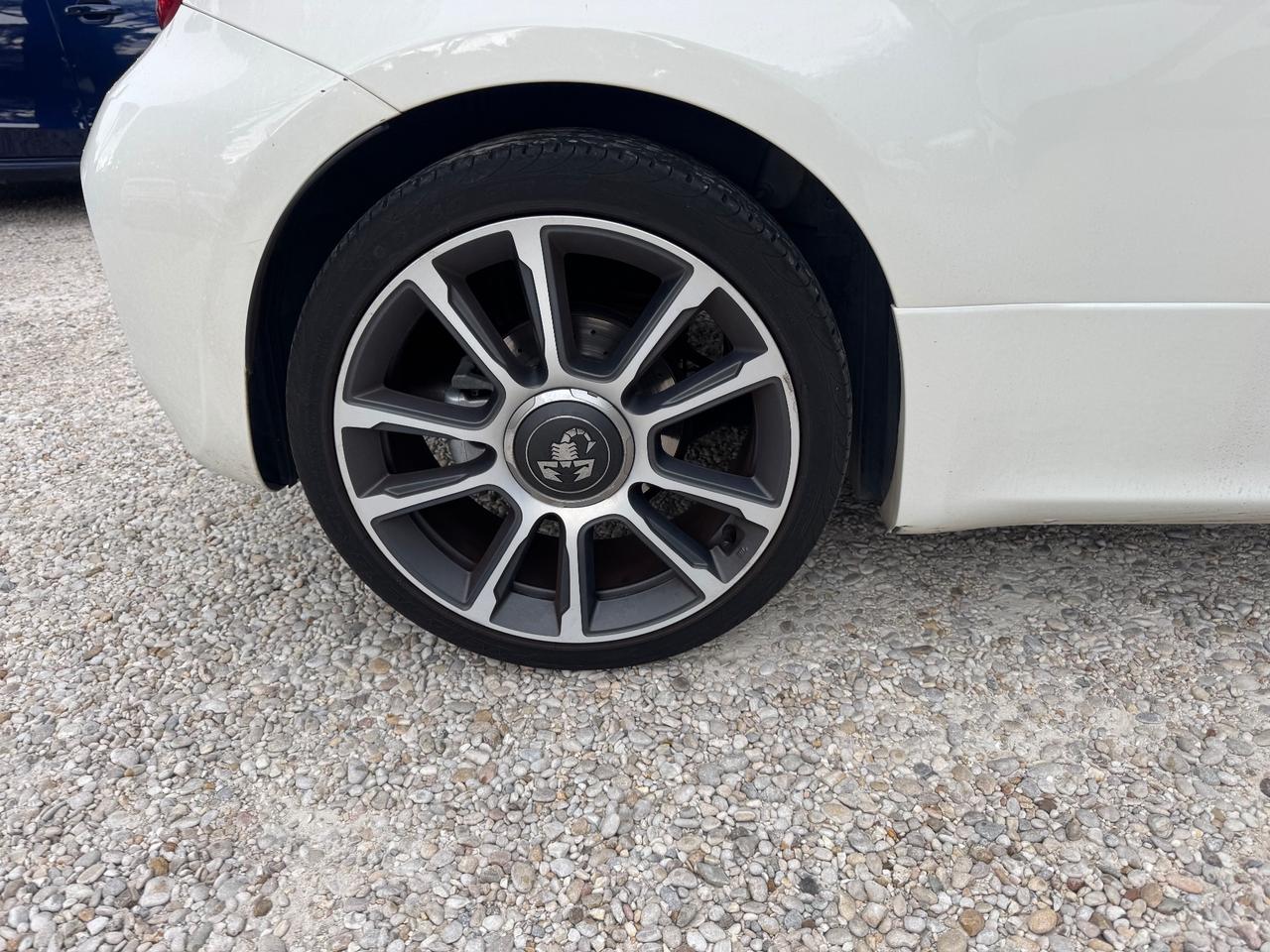 Abarth 595 C 1.4 Turbo T-Jet 165 CV Turismo