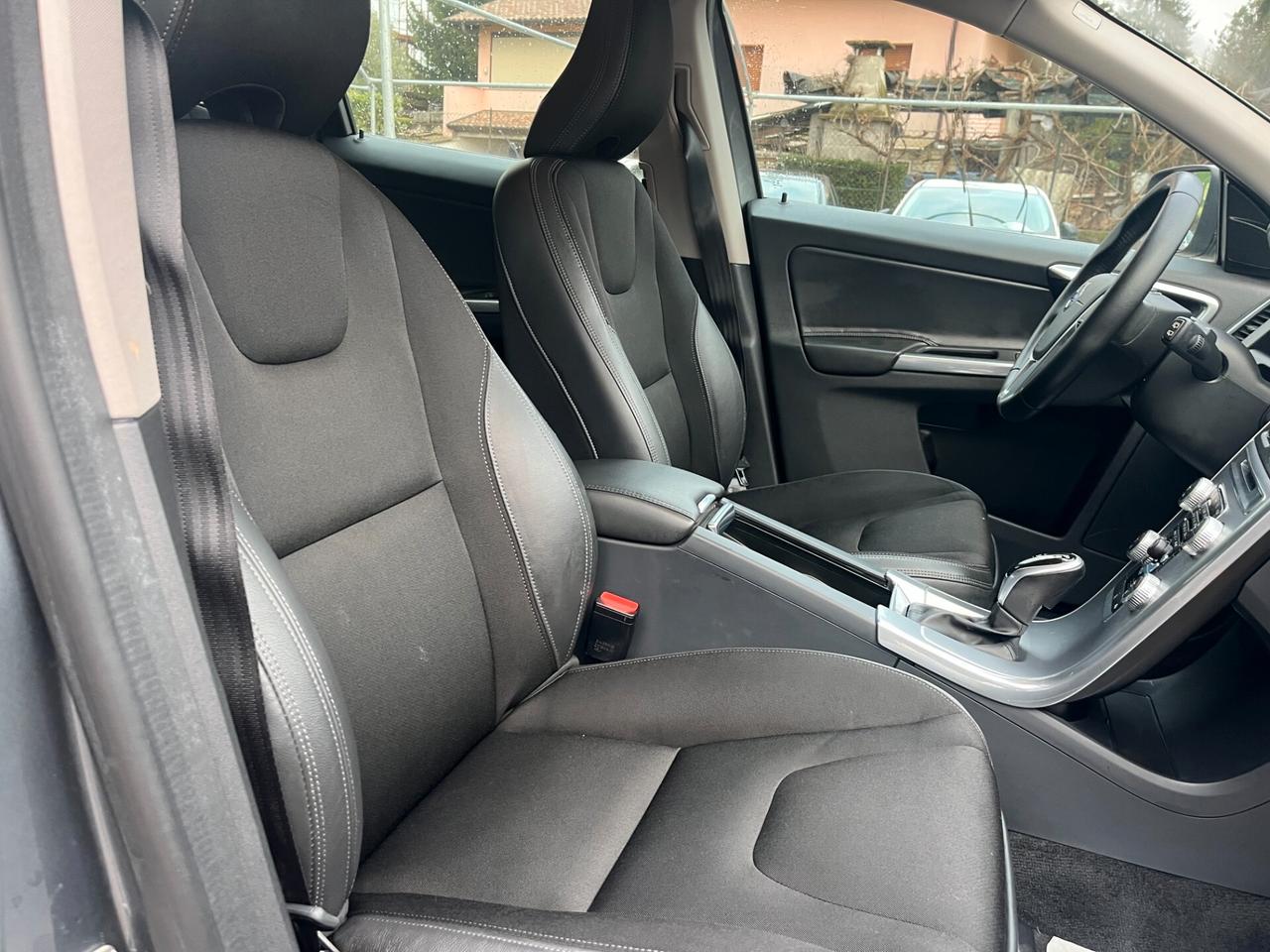 Volvo XC 60 D4 Geartronic MOMENTUM