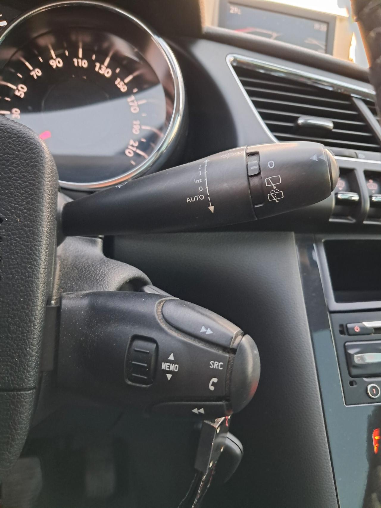 Peugeot 3008 1.6 HDi 112CV Allure*CLIMA*TETTO*CERCHI