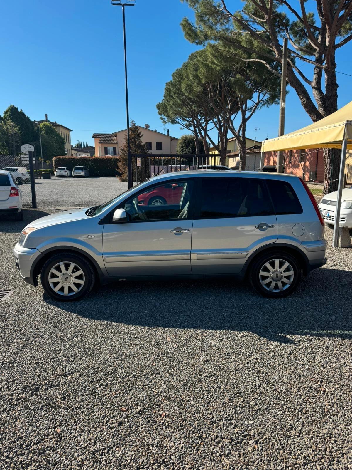 Ford Fusion UAV 1.6 TDCi 5p. UNICO PROPRIETARIO !!