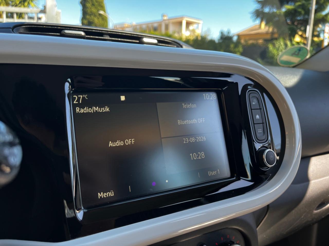Renault Twingo 2020 57.000KM 1.0 BENZ