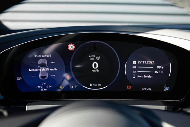 PORSCHE Macan EV 4S "CON VINCOLO FINANZIAMENTO IN SEDE"