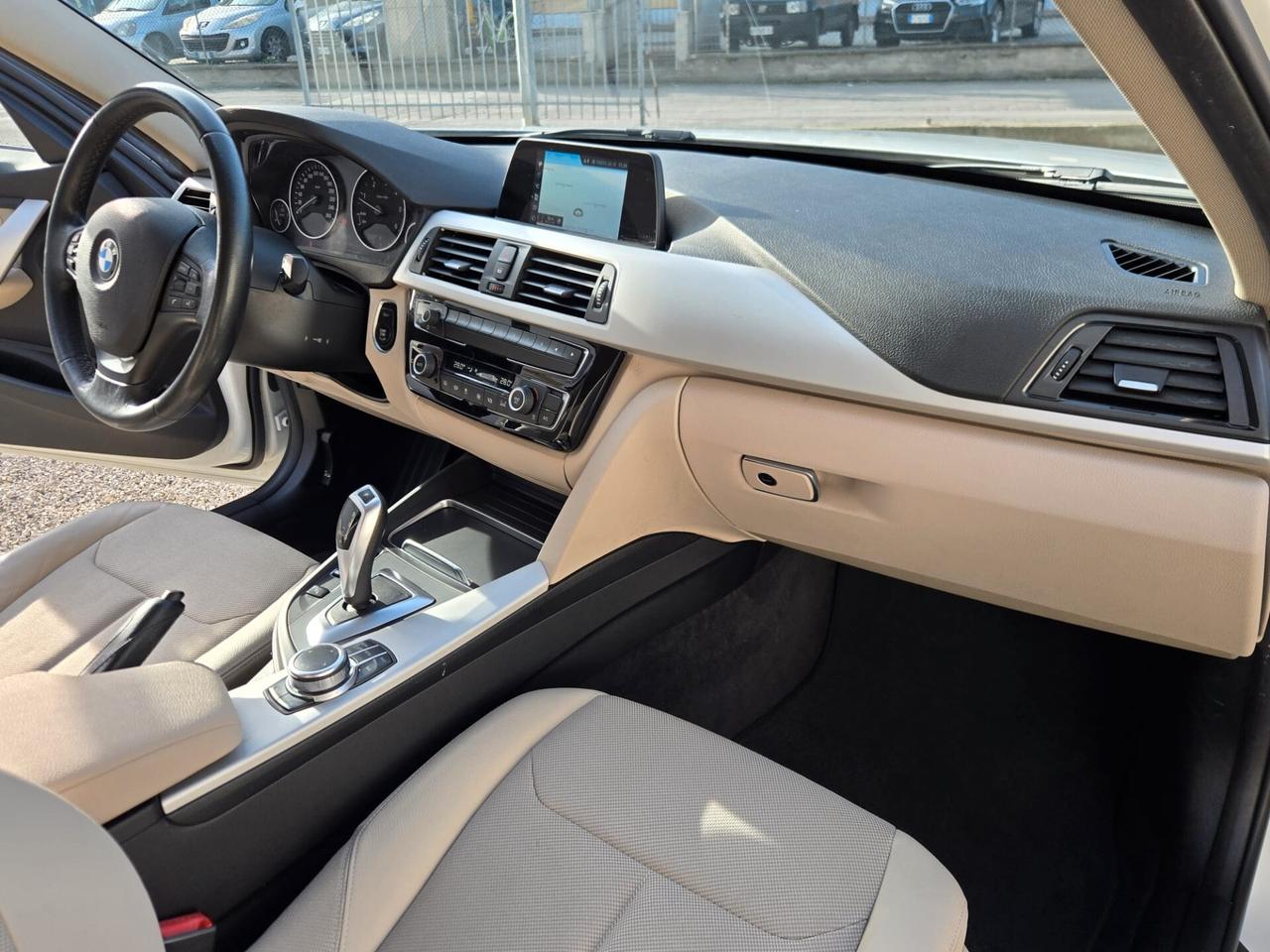 Bmw 320d xDrive Touring UNICO PROPR.