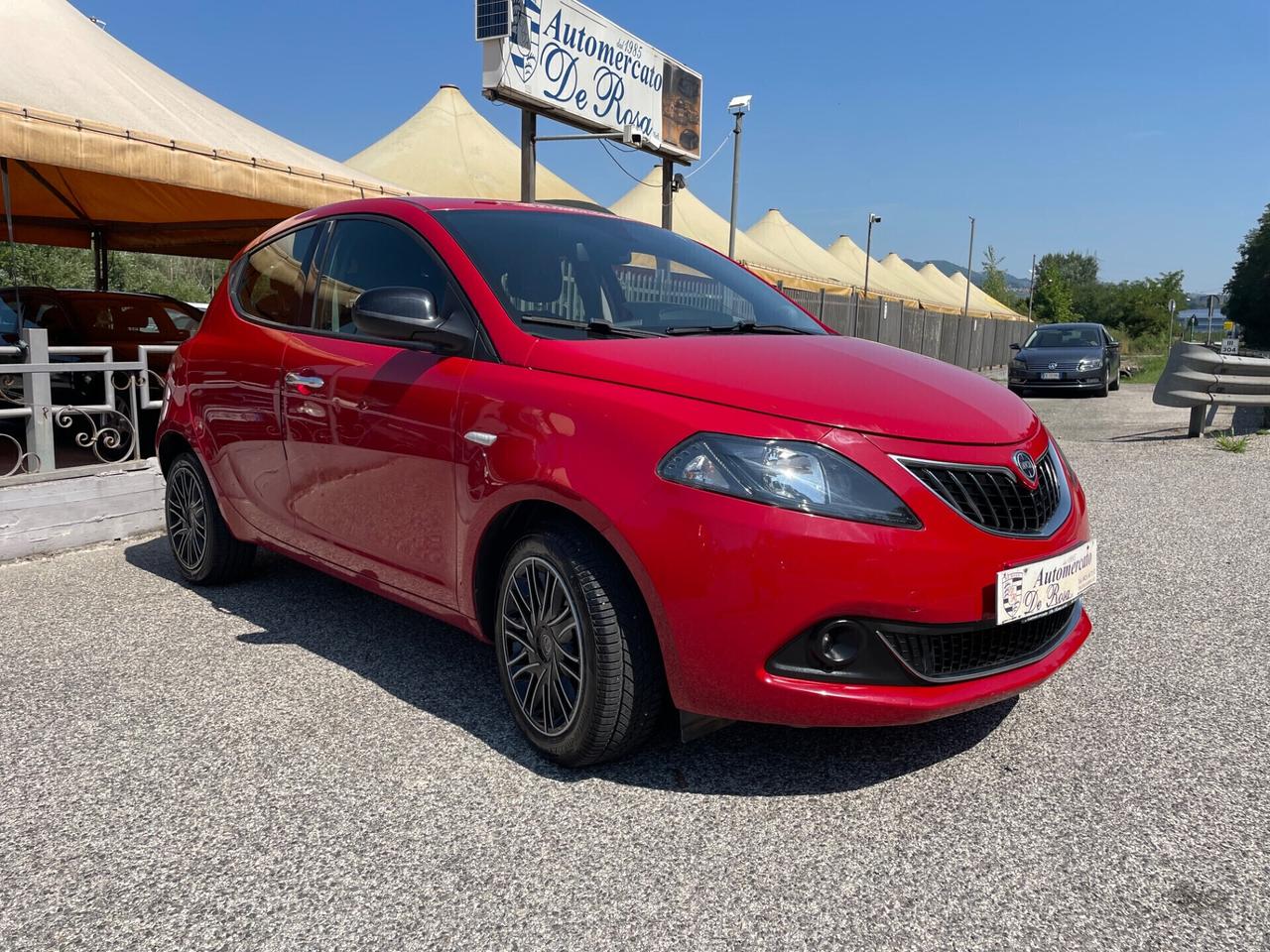 Lancia Ypsilon 1.0 FireFly 5 porte S&S Hybrid Ecochic Gold