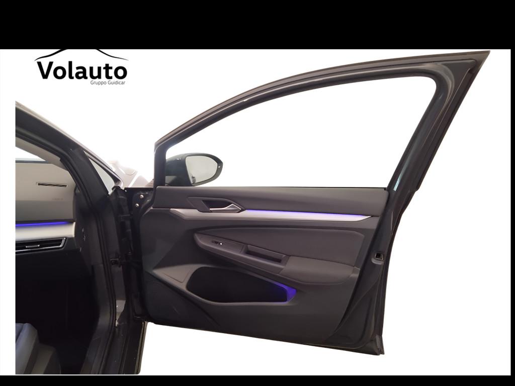 VOLKSWAGEN Golf VIII 2020 - Golf 2.0 tdi Life 115cv