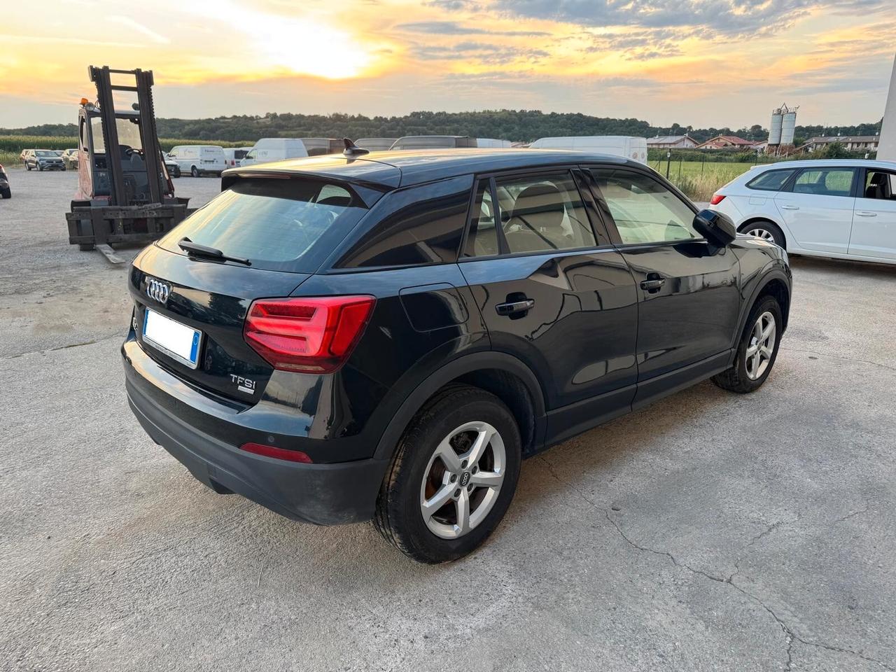 Audi Q2 1.0 tfsi Business ALLUVIONATA