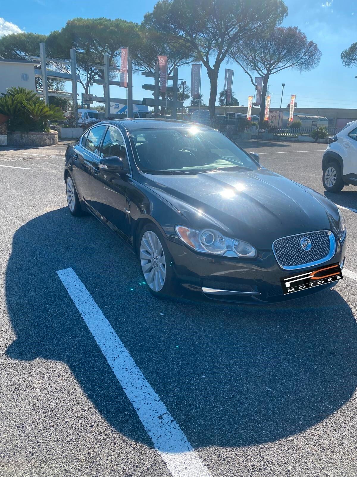 Jaguar XF 2.7D V6 Luxury