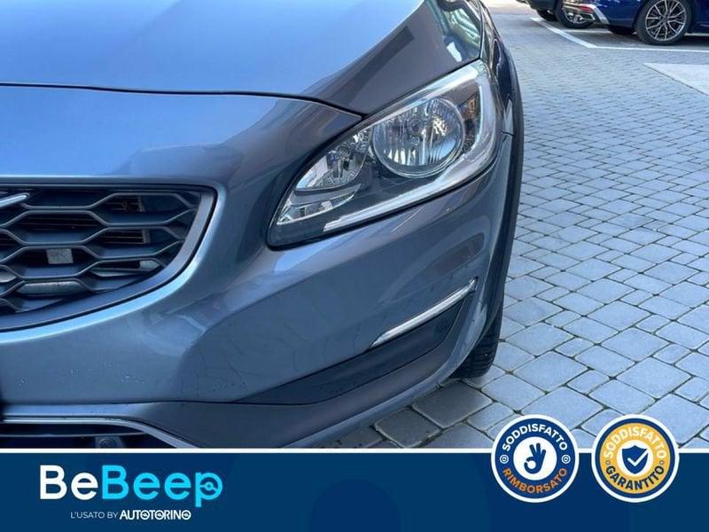 Volvo V60 Cross Country 2.4 D4 MOMENTUM AWD GEARTRONIC