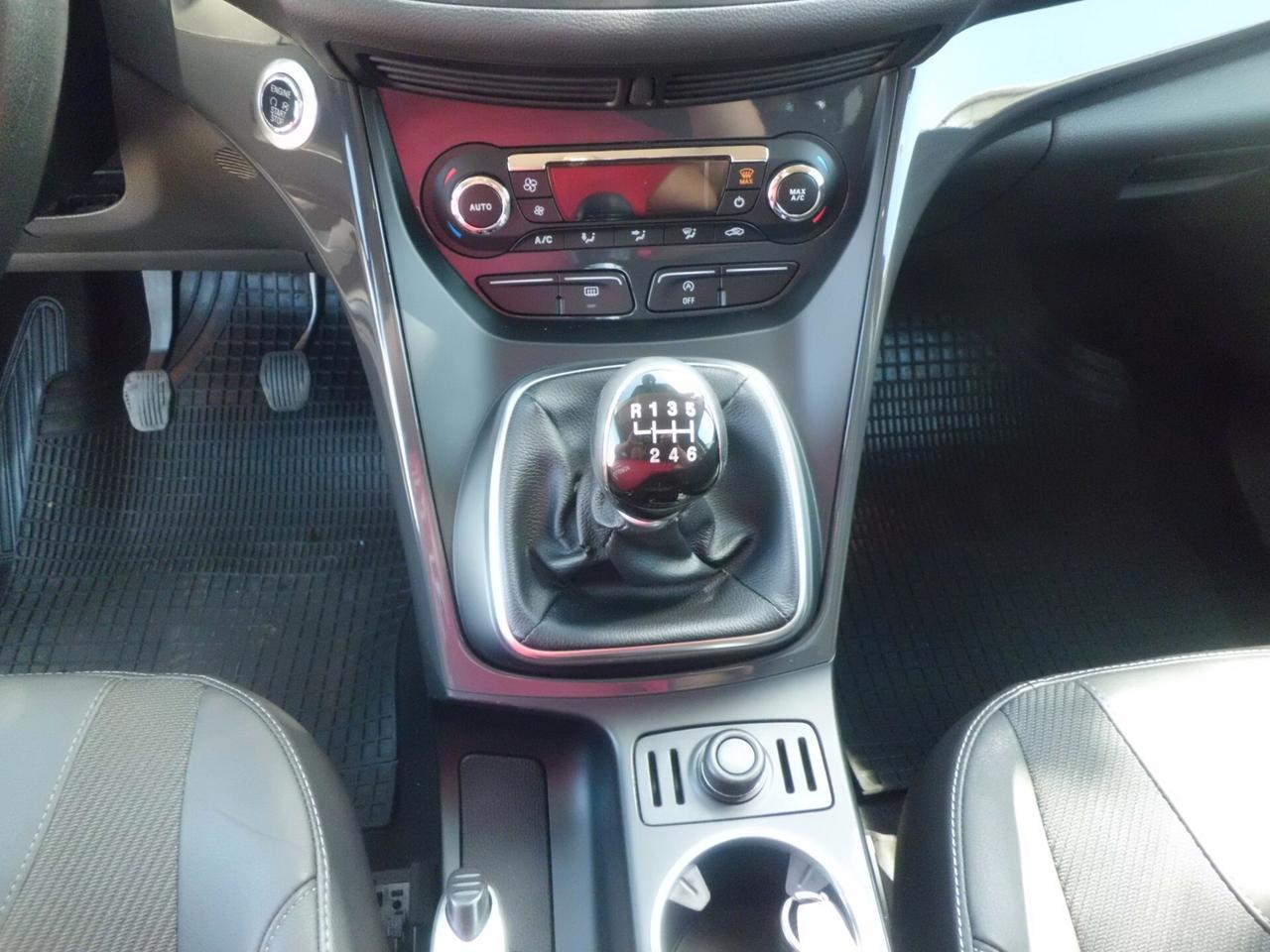 Ford Kuga 2.0 TDCI 120 CV S&S 2WD Titanium