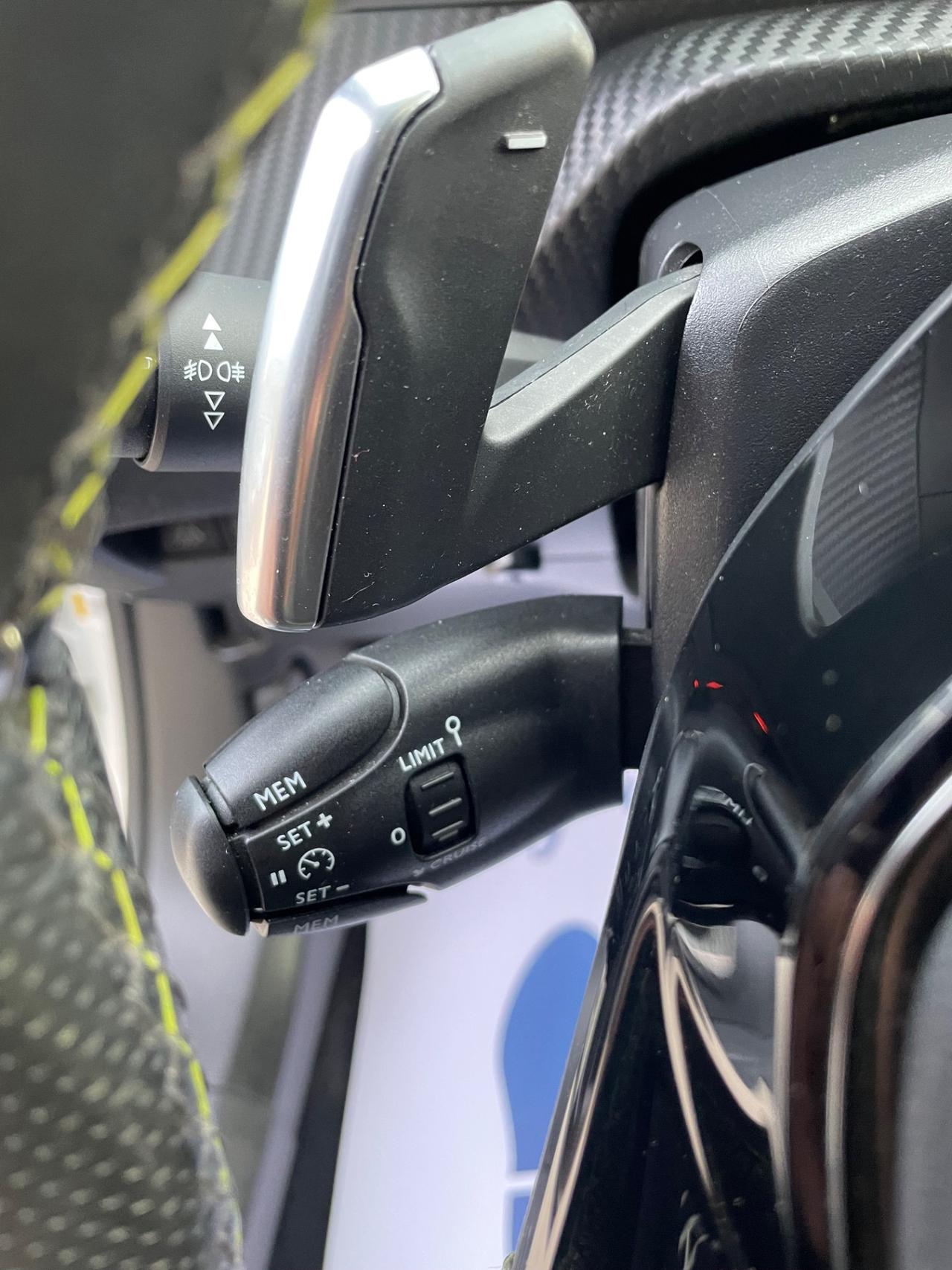 Peugeot 2008 GT Pack s 131 Cv Automatica 1Proprietario