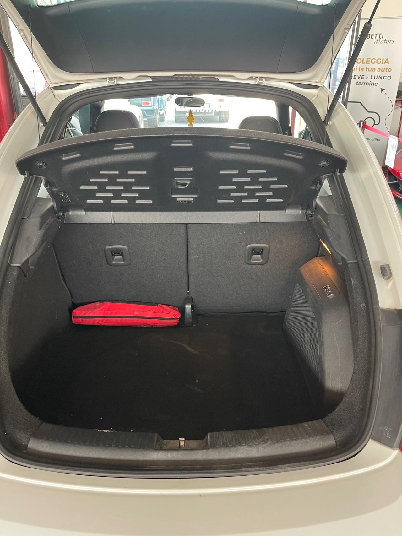 Volkswagen Maggiolino 1.6 TDI DSG Tetto Pelle PERMUTE RATE