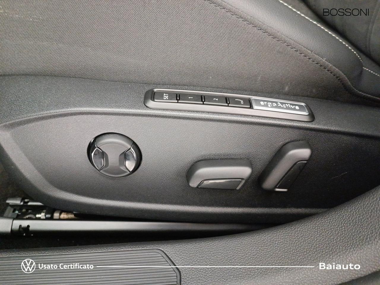 Volkswagen Golf 2.0 tdi scr 150cv style dsg