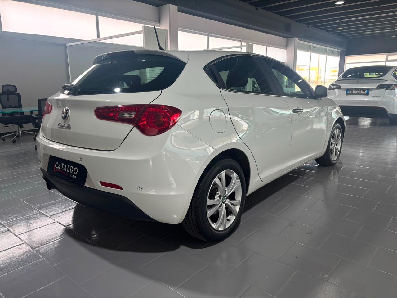 Alfa Romeo Giulietta 1.6 JTDm-2 105 CV Progression