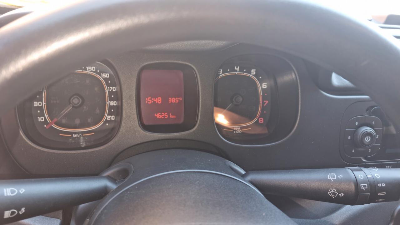 Fiat Panda 1.2 Lounge PER NEOPATENTATI 5 POSTI