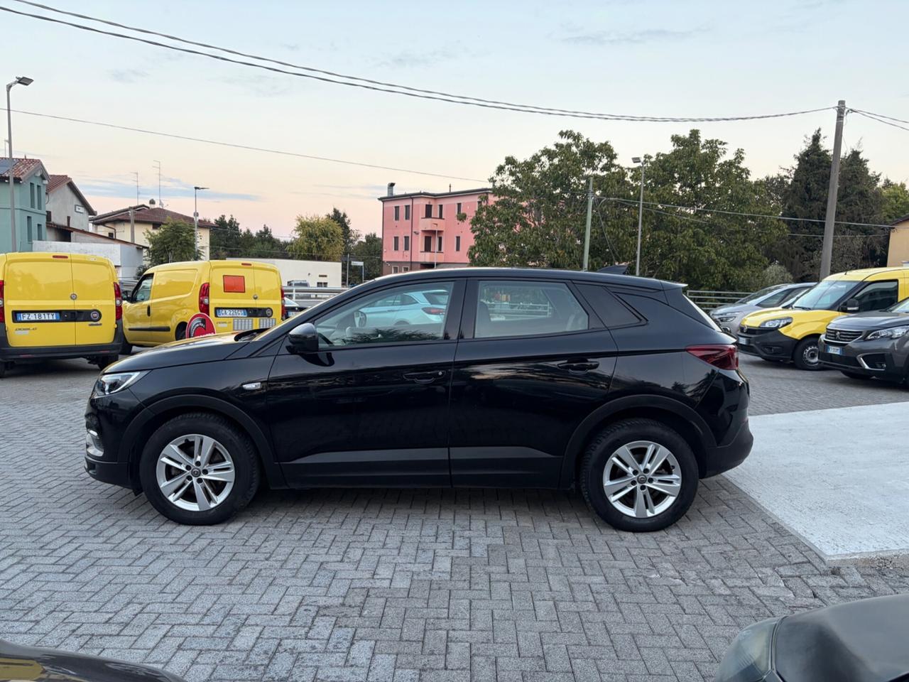 Opel Grandland X 1.5 diesel Ecotec Start&Stop aut. Business Ed.