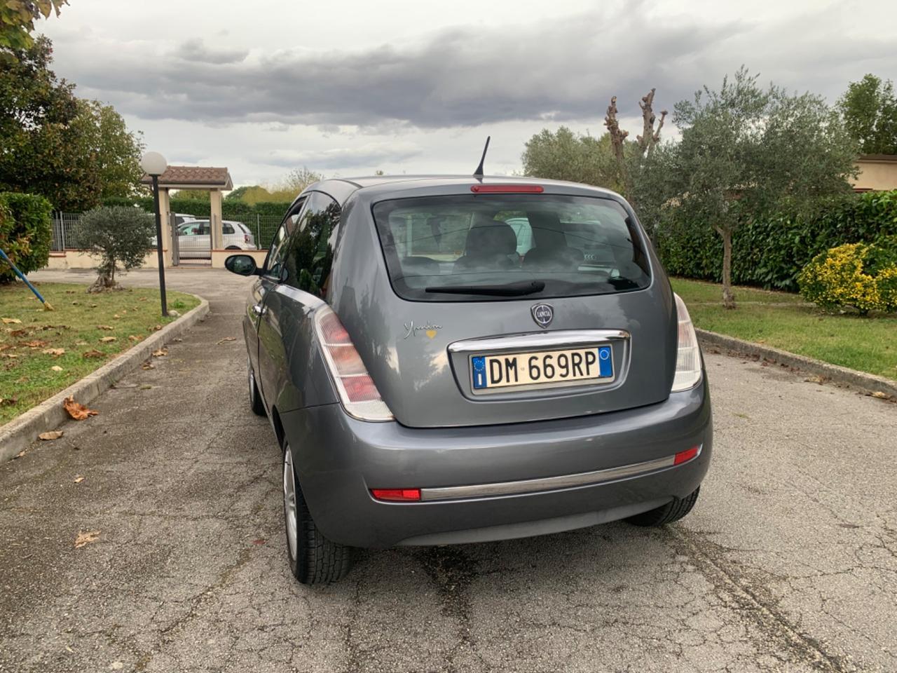 Lancia Ypsilon 1.2 modamilano restailing