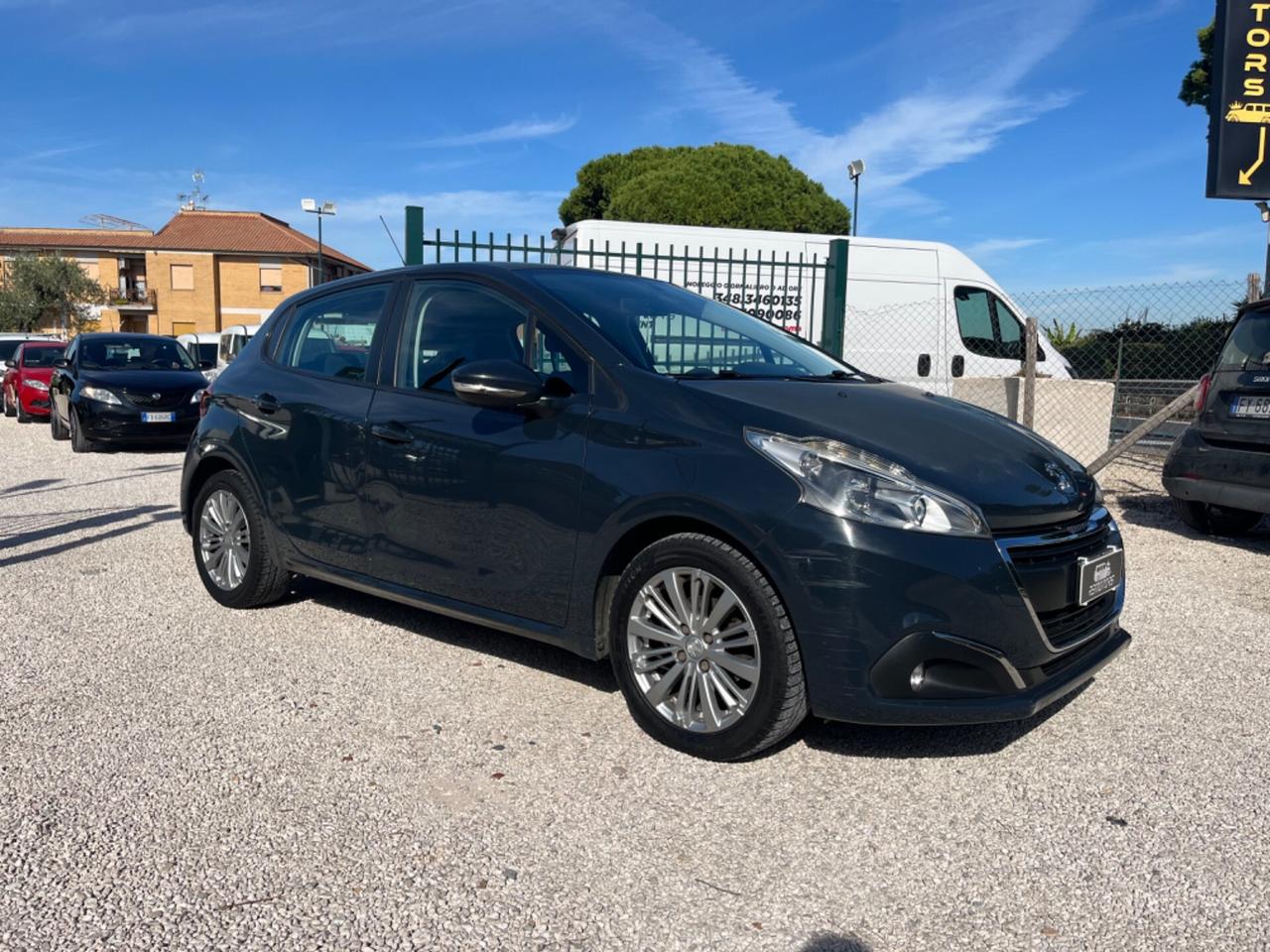 Peugeot 208 5 porte Active