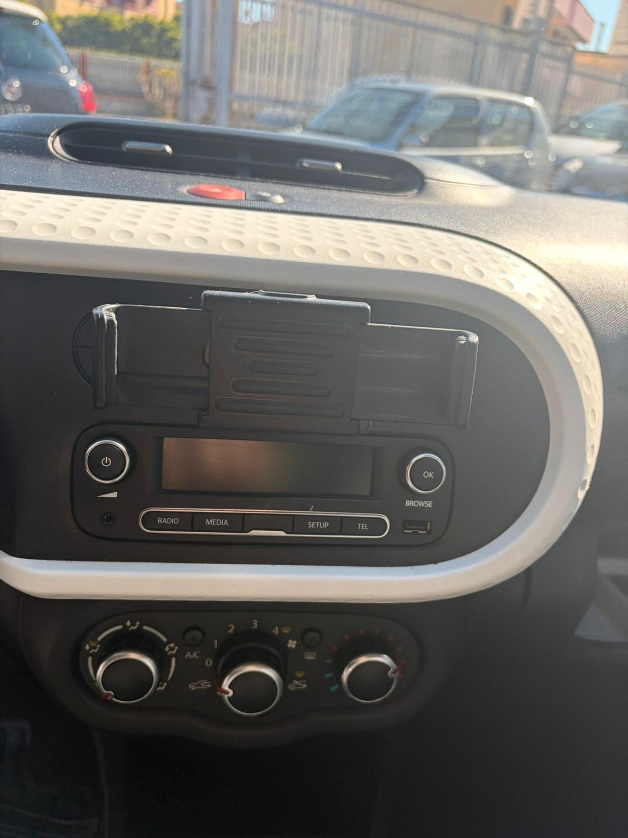 Renault Twingo SCe Life OK NEOPATENTATI