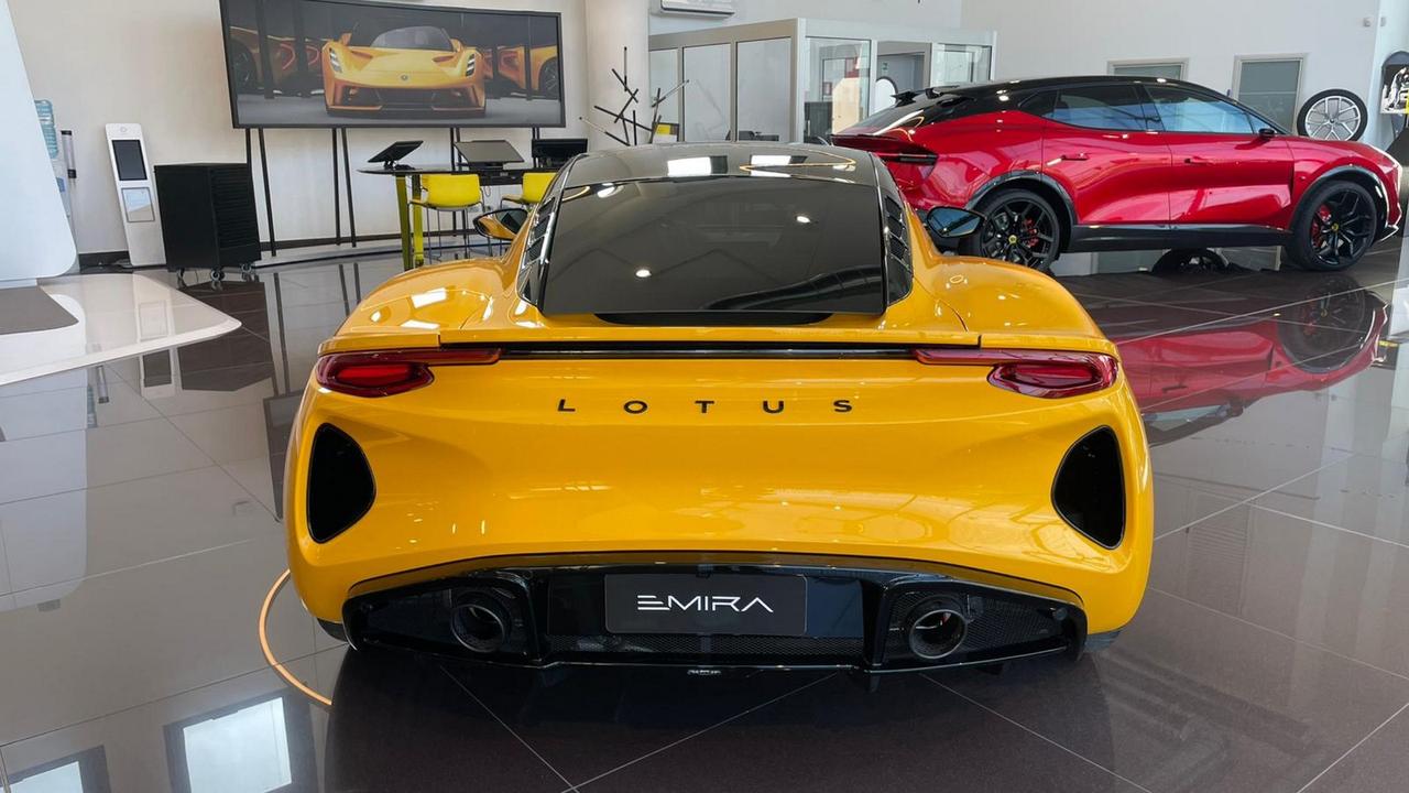 LOTUS EMIRA I4 FIRST EDITION