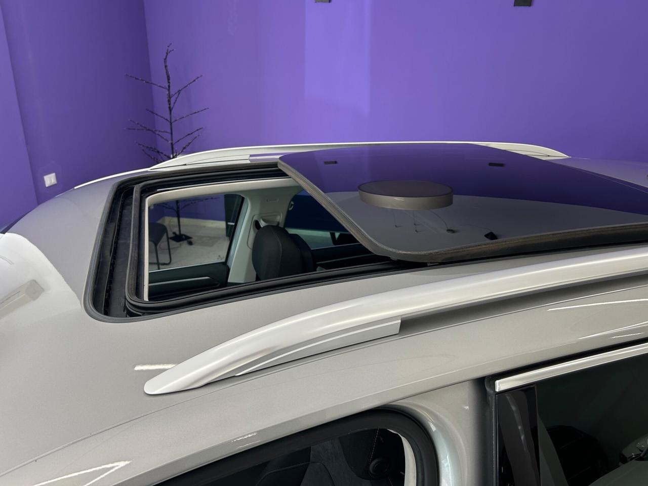 Volkswagen Tiguan 2.0 TDI R Line strafullll!!!!