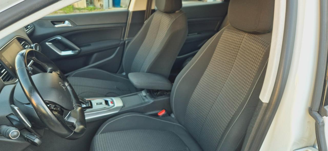 Peugeot 308 BlueHDi 130 S&S EAT8 Business