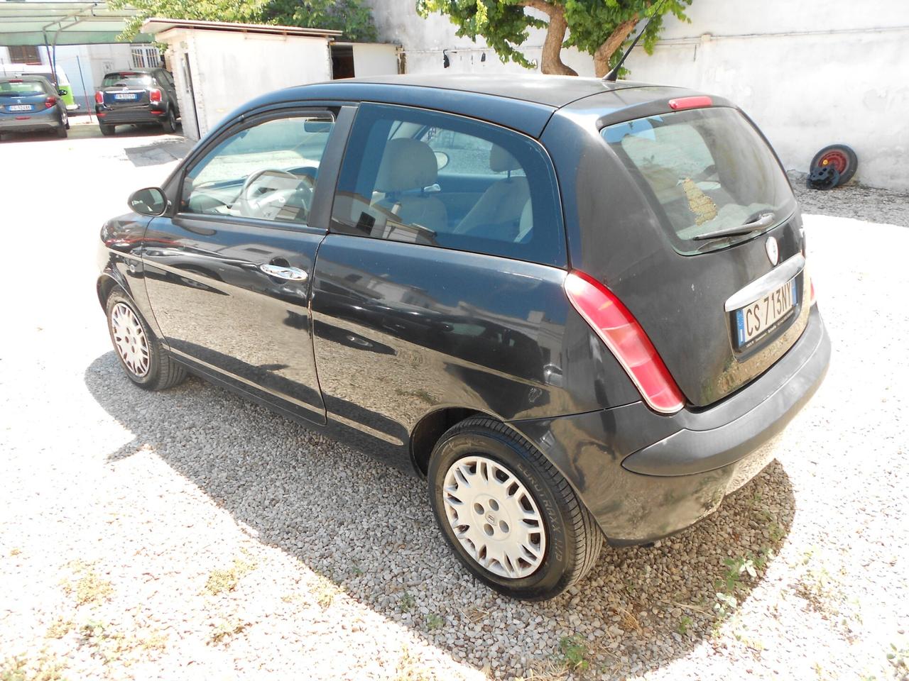 Lancia Ypsilon 1.3 Multijet 16V Argento