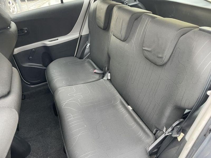 Toyota Yaris Yaris 5p 1.0 Now IDONEA NEOPATENTATI