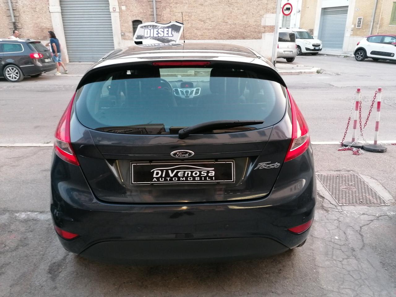 Ford Fiesta Ikon 1.4 TDCi 70CV 5 porte
