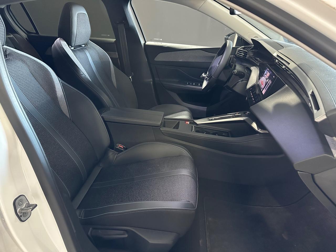 Peugeot 308 BlueHDi 130 S&S EAT8 Allure Pack