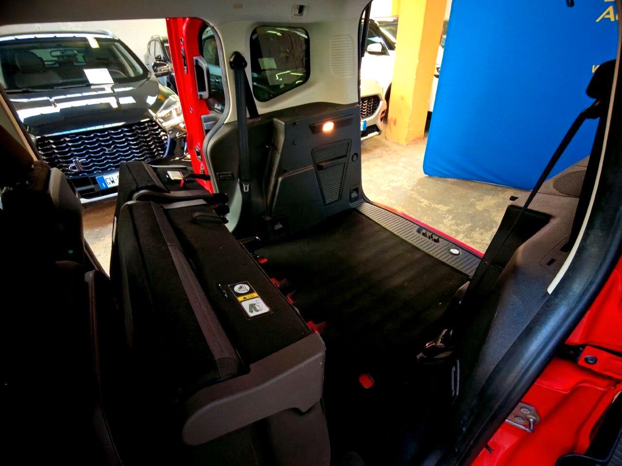 Ford Tourneo Courier 1.0 Sport EcoBoost Tagliandata