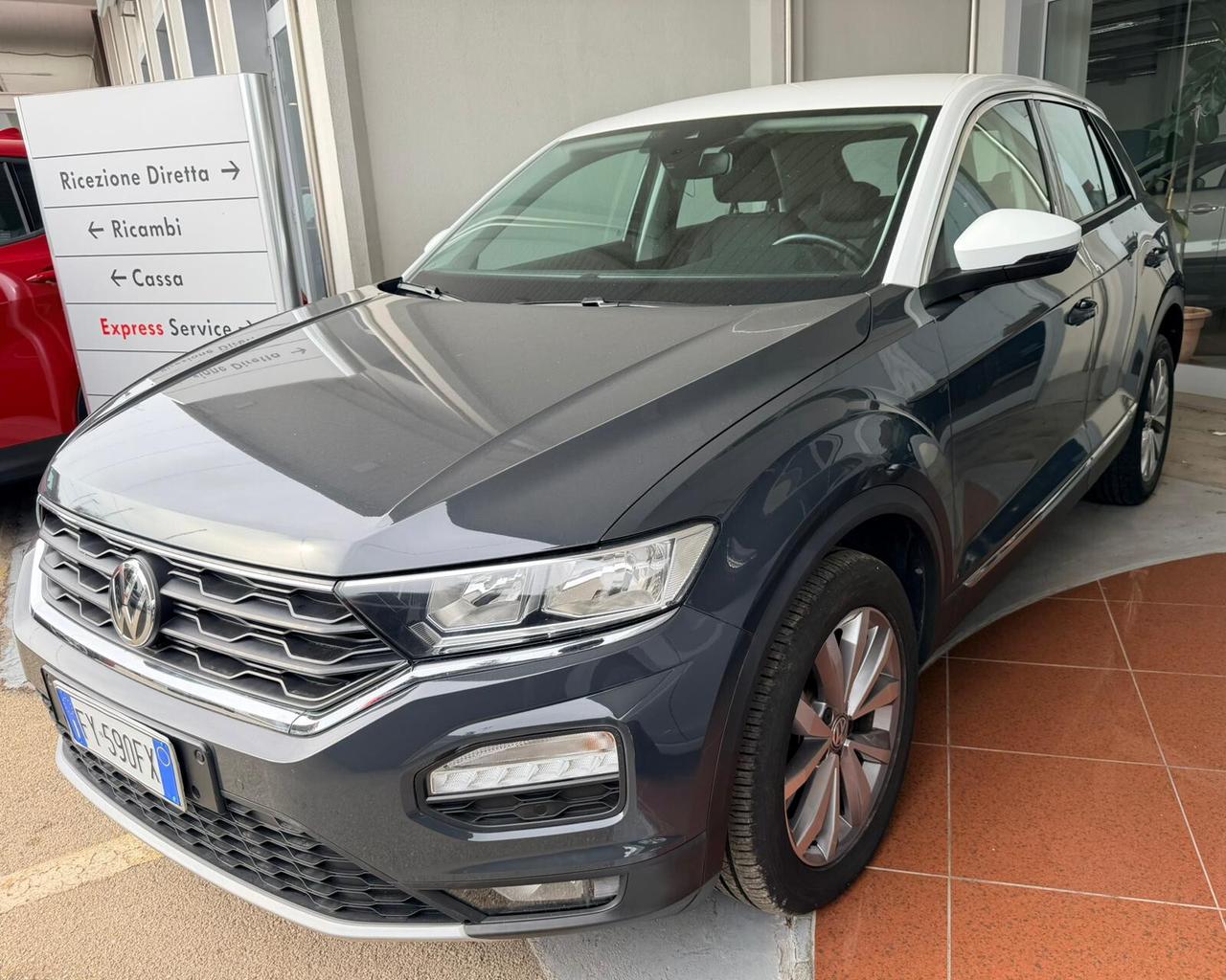 VOLKSWAGEN T-ROC 1.6 TDI SCR ADVANCED