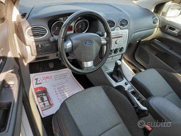 FORD Focus SW 1.6 TDCi 110 CV TITANIUM DPF