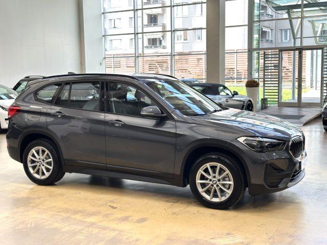 BMW X1 sDrive18i Advantage Automatica