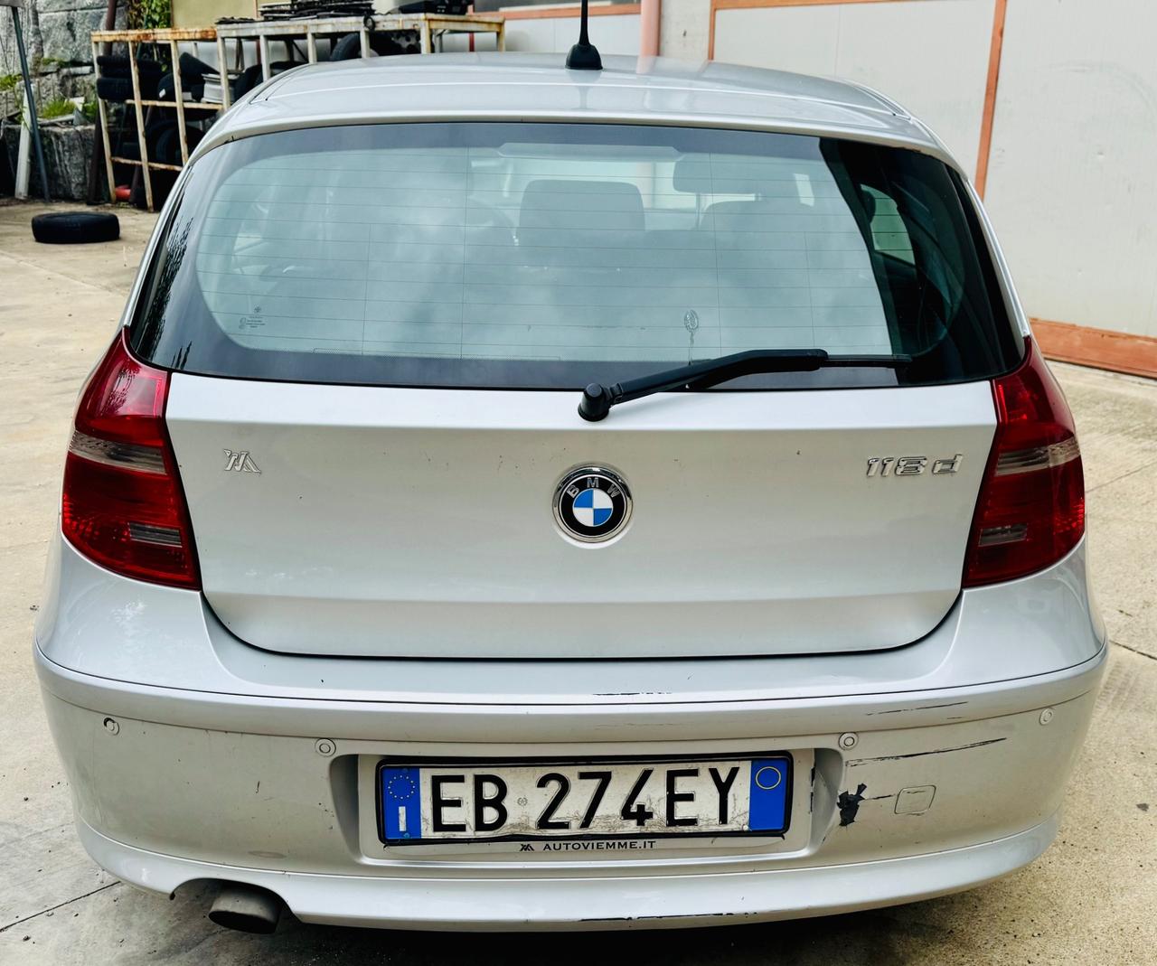 Bmw 118d cat 5 porte Futura ( motore da fare picchia)