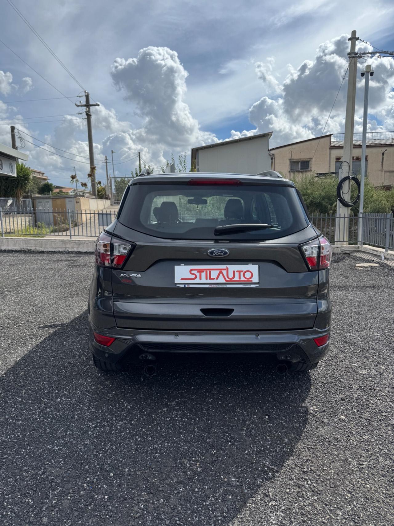 Ford Kuga 2.0 TDCI 120 CV S&S 2WD ST-Line