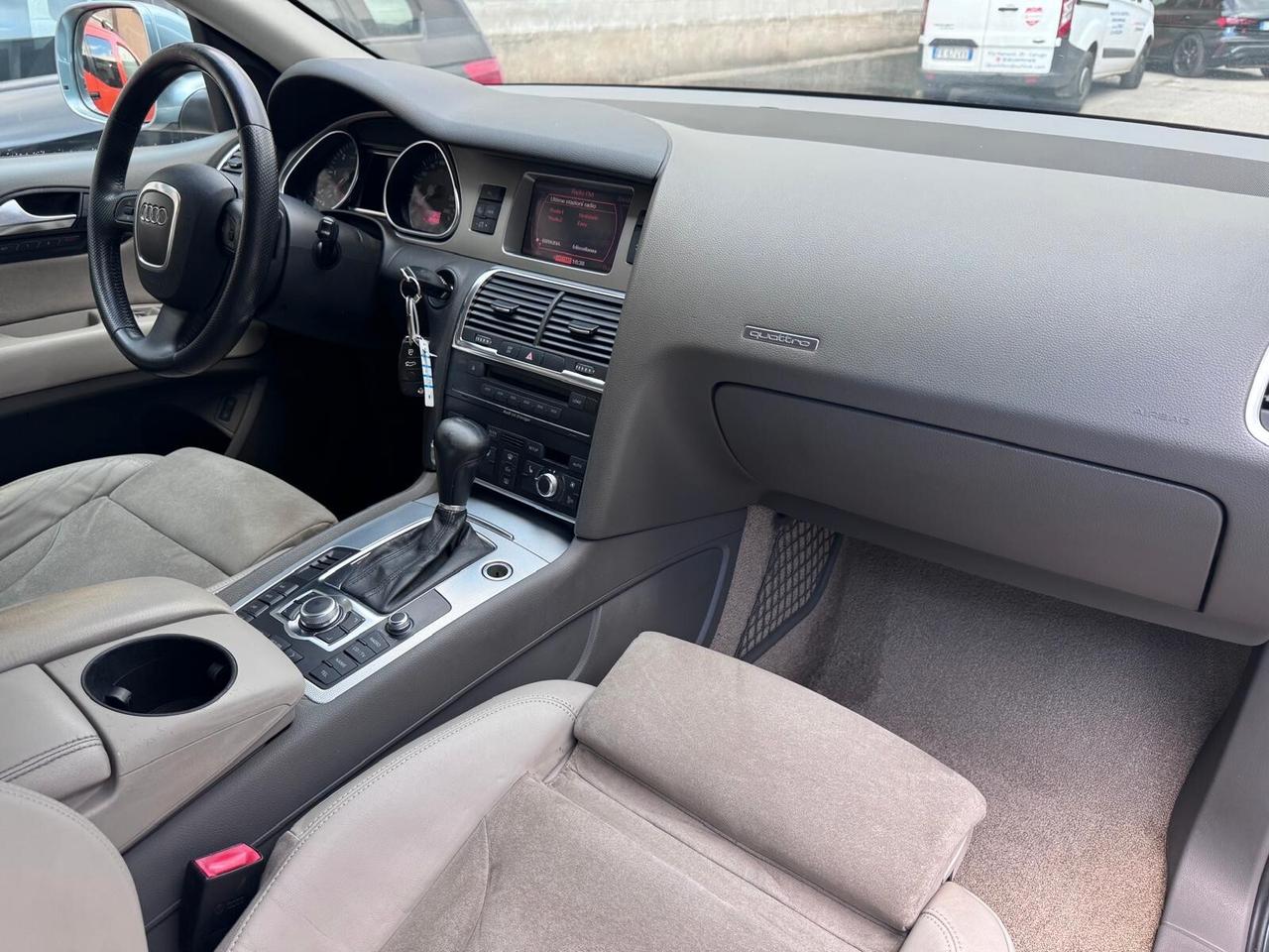 Audi Q7 3.0 V6 TDI 233CV quattro tiptronic