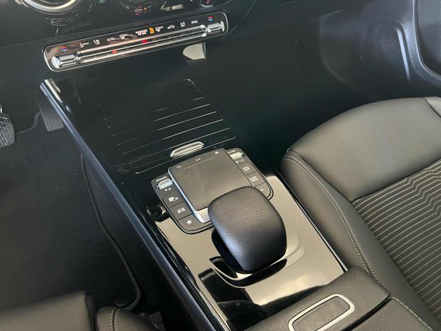 MERCEDES-BENZ A 180 d Automatic Sport