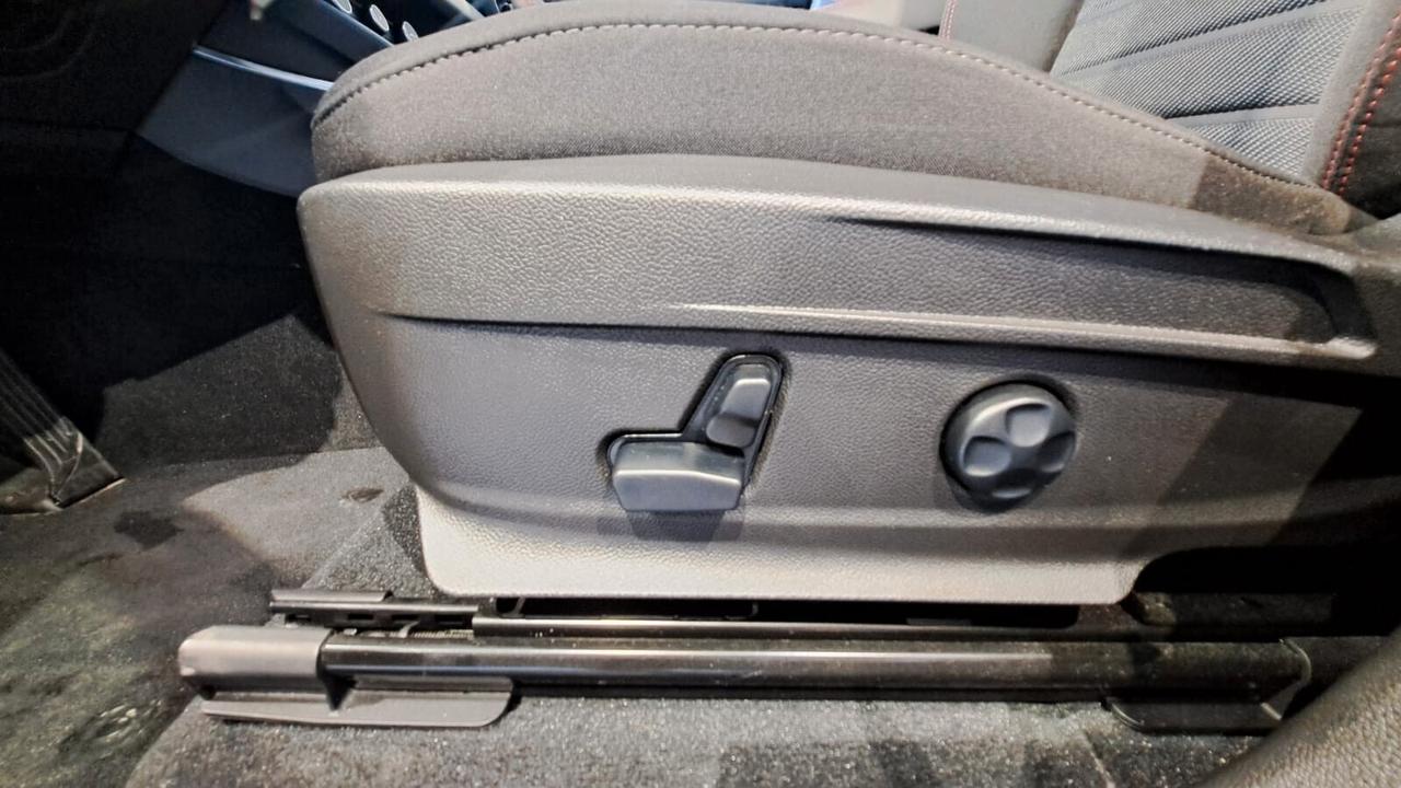 Alfa Romeo Stelvio MY21 2.2 JTD 160Cv RWD AT8 Rosso Edizione