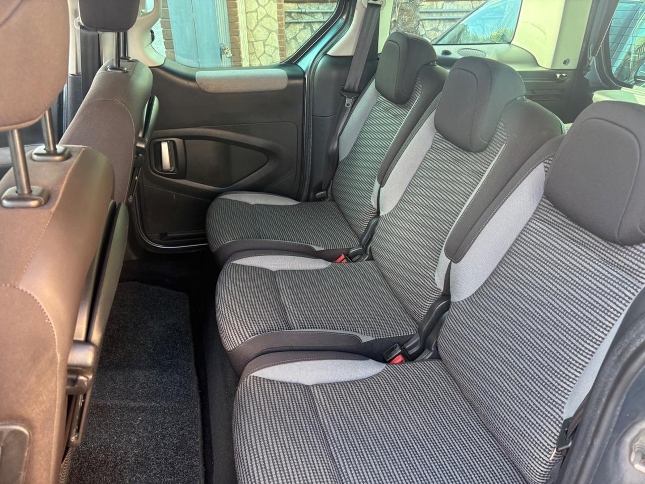 Peugeot Partner Tepee 1.6 HDi 90CV FAP Outdoor