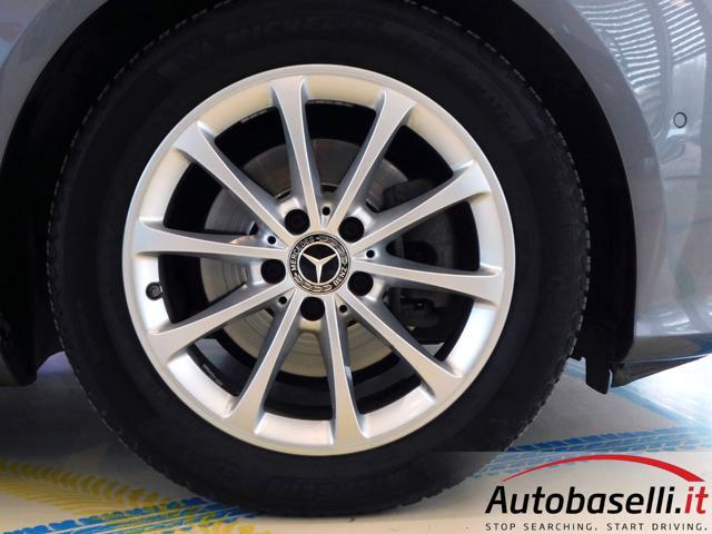 MERCEDES-BENZ CLA 180 D SHOOTING BRAKE SPORT TETTUCCIO PANORAMA APRI