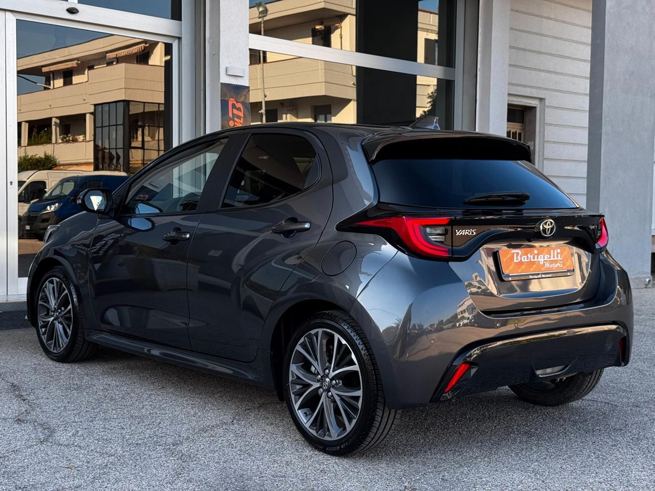 Toyota Yaris 1.5 130 Hybrid 5 porte Lounge