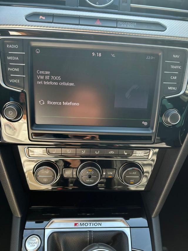 VOLKSWAGEN Passat Variant 2.0 TDI Highline 4 MOTION