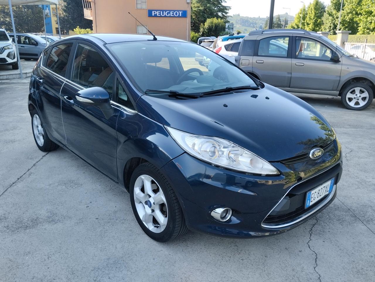 Ford Fiesta 1.2 5p. Bz.- GPL Titanium Bs. - PER COMMERCIANTI