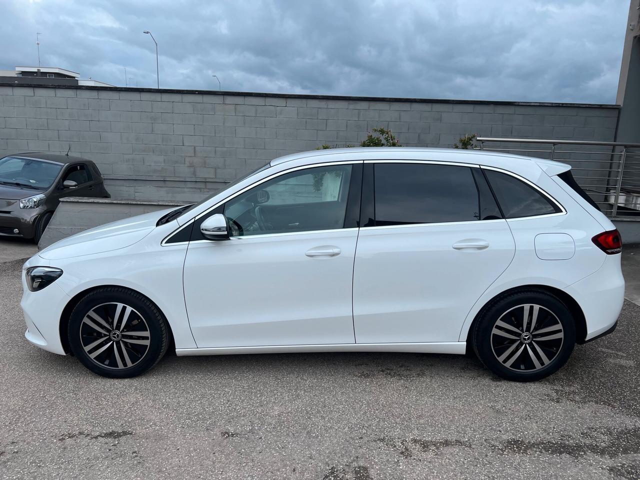 Mercedes-benz B 200 d 150cv Sport Plus auto LED/NAVI/PELLE/18 PERFETTA