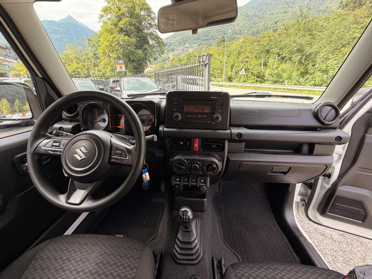 Suzuki Jimny 1.5 5MT PRO (N1)
