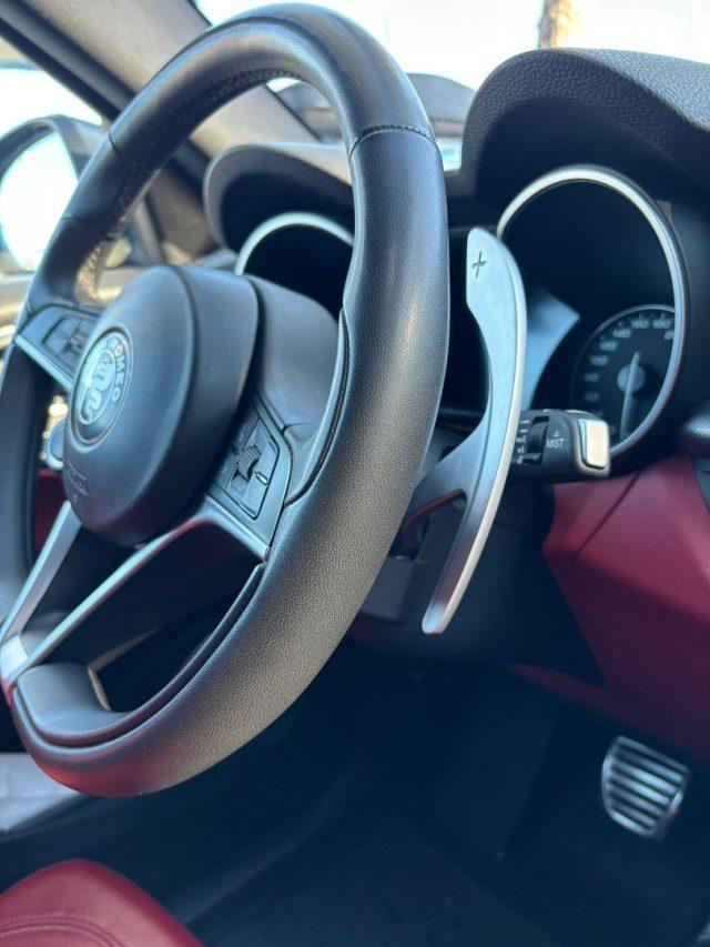 ALFA ROMEO Stelvio 2.0 Turbo 280 CV AT8 Q4 Veloce
