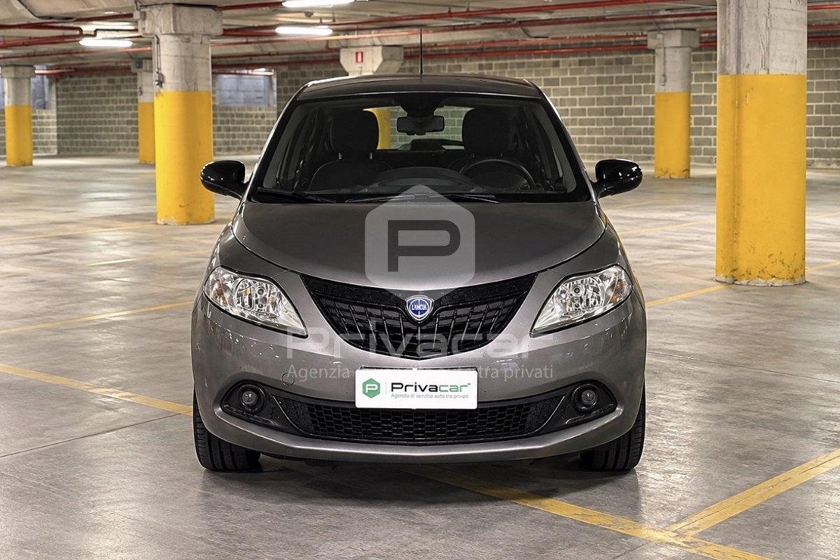 LANCIA Ypsilon 1.0 FireFly 5 porte S&S Hybrid Silver